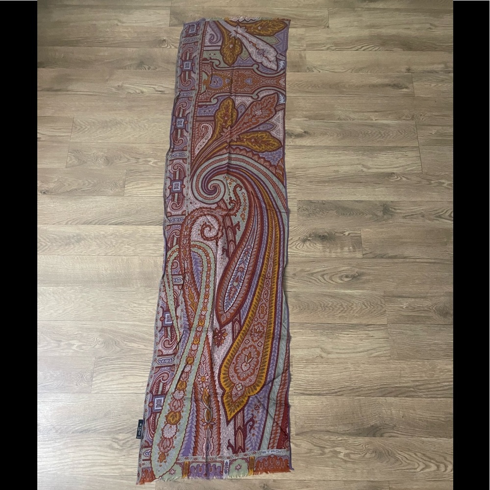 Etro Scarf. Paisley Prints Classic from the house.